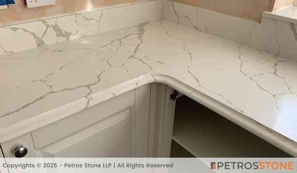 Calacatta Venato Quartz Countertop